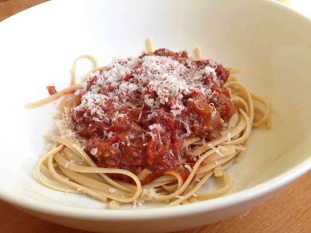hearty, meaty, tomato-y spaghetti sauce on whole-wheat pasta