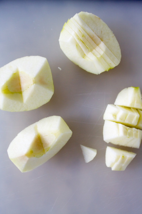 sliced apples for apple cake
